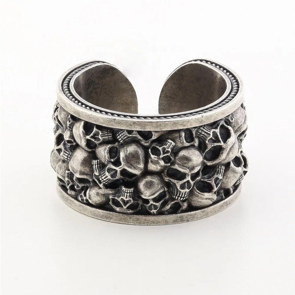 INFERNAL SKULL RING