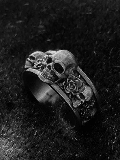 MIDNIGHT REAPER RING