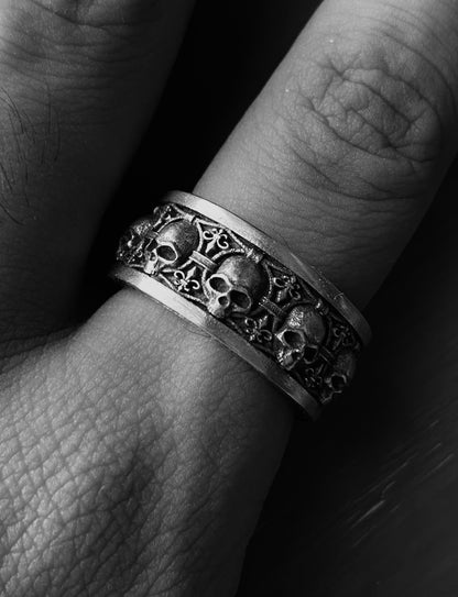 SKULL KEEPER RING