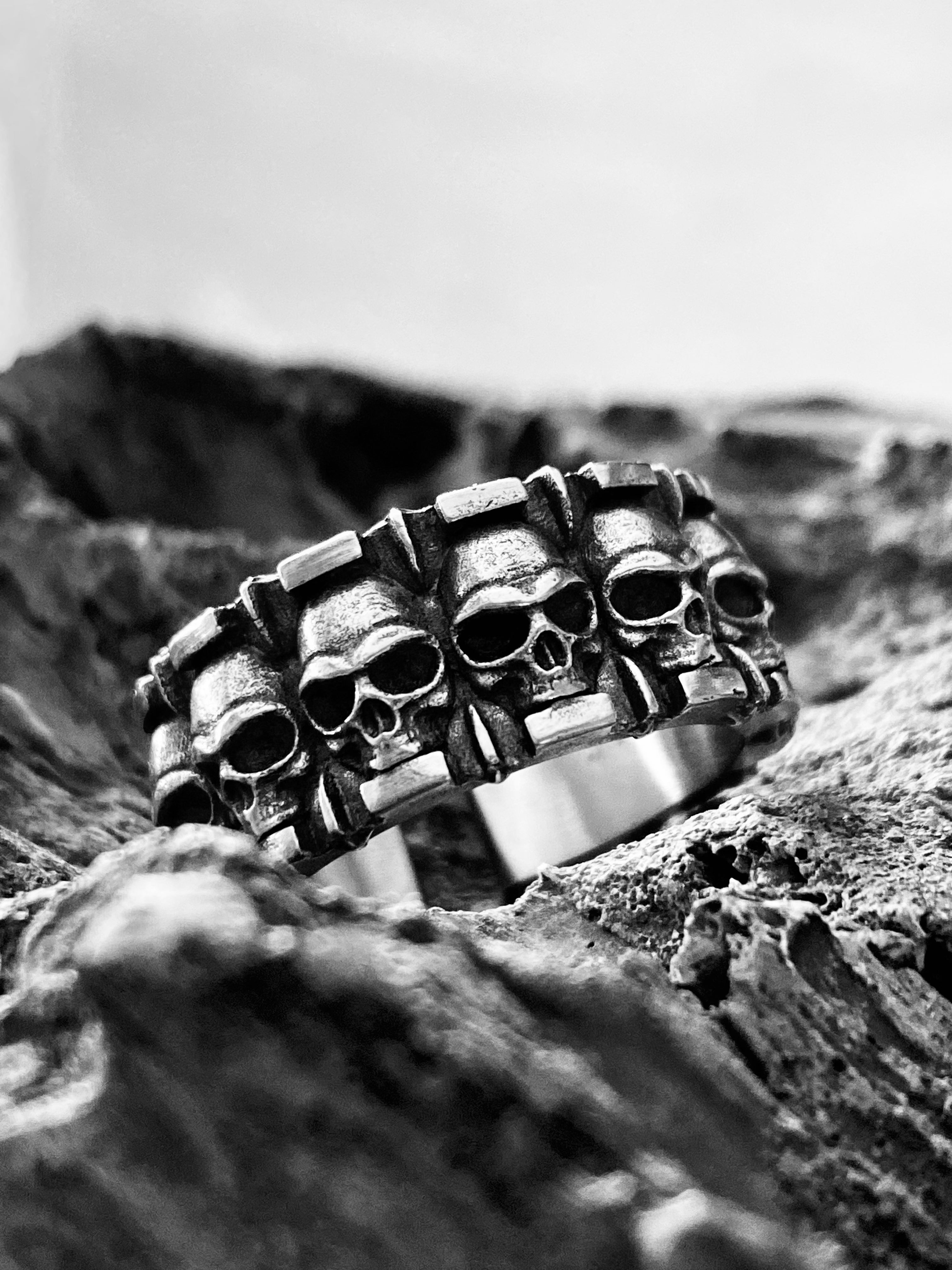 GATES OF HELL RING