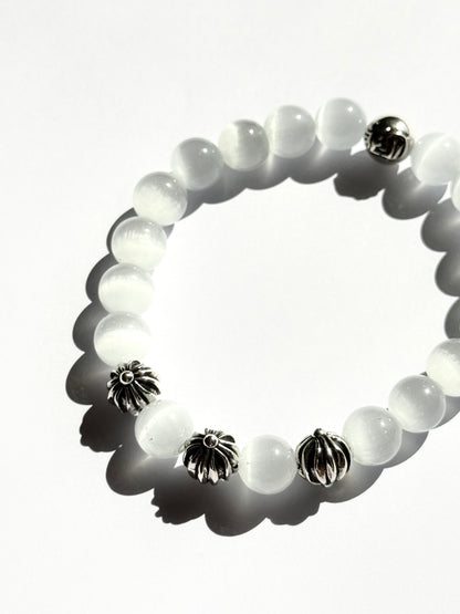 The trinity stones bracelet
