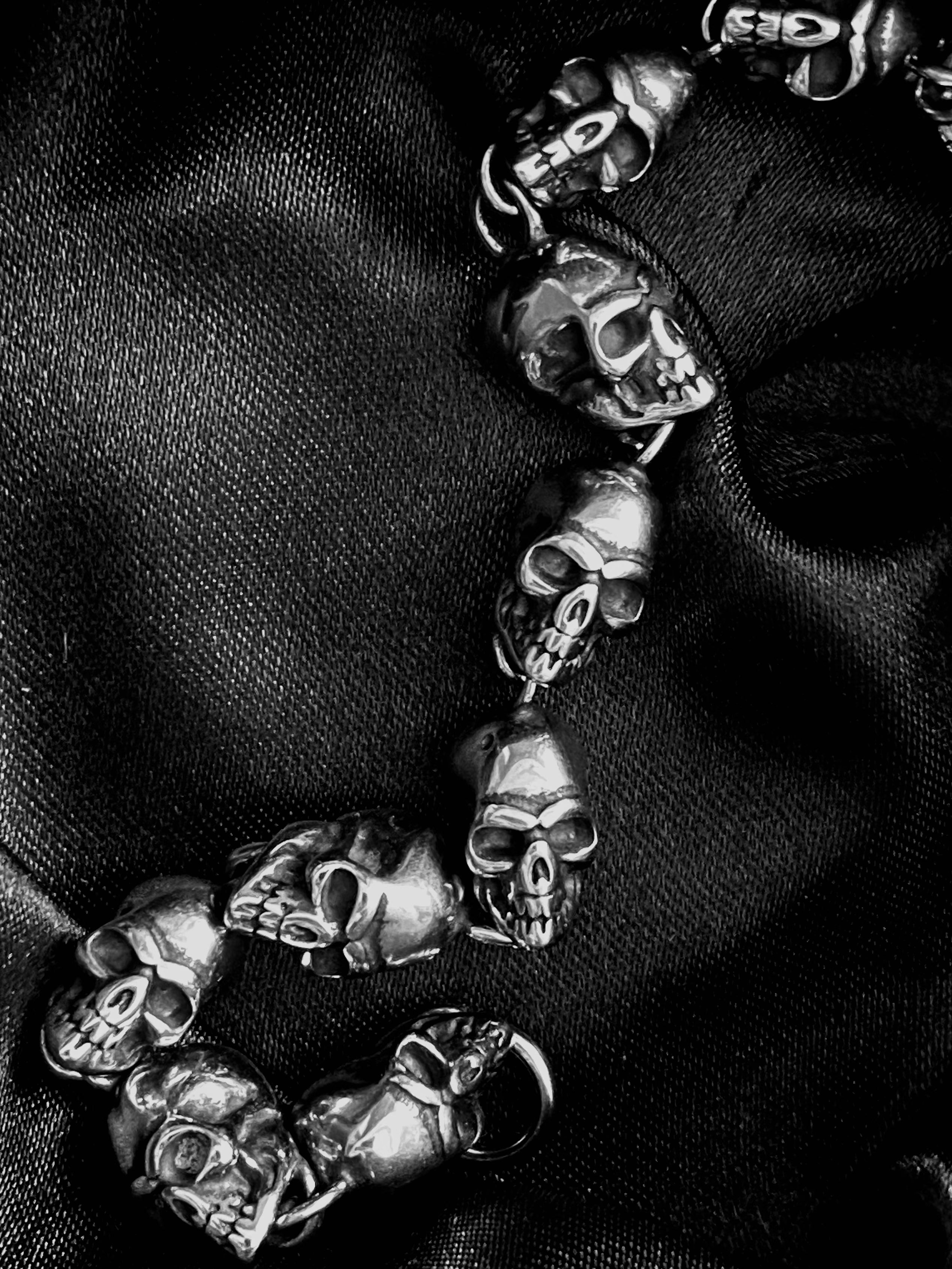 SKULLS BRACELET