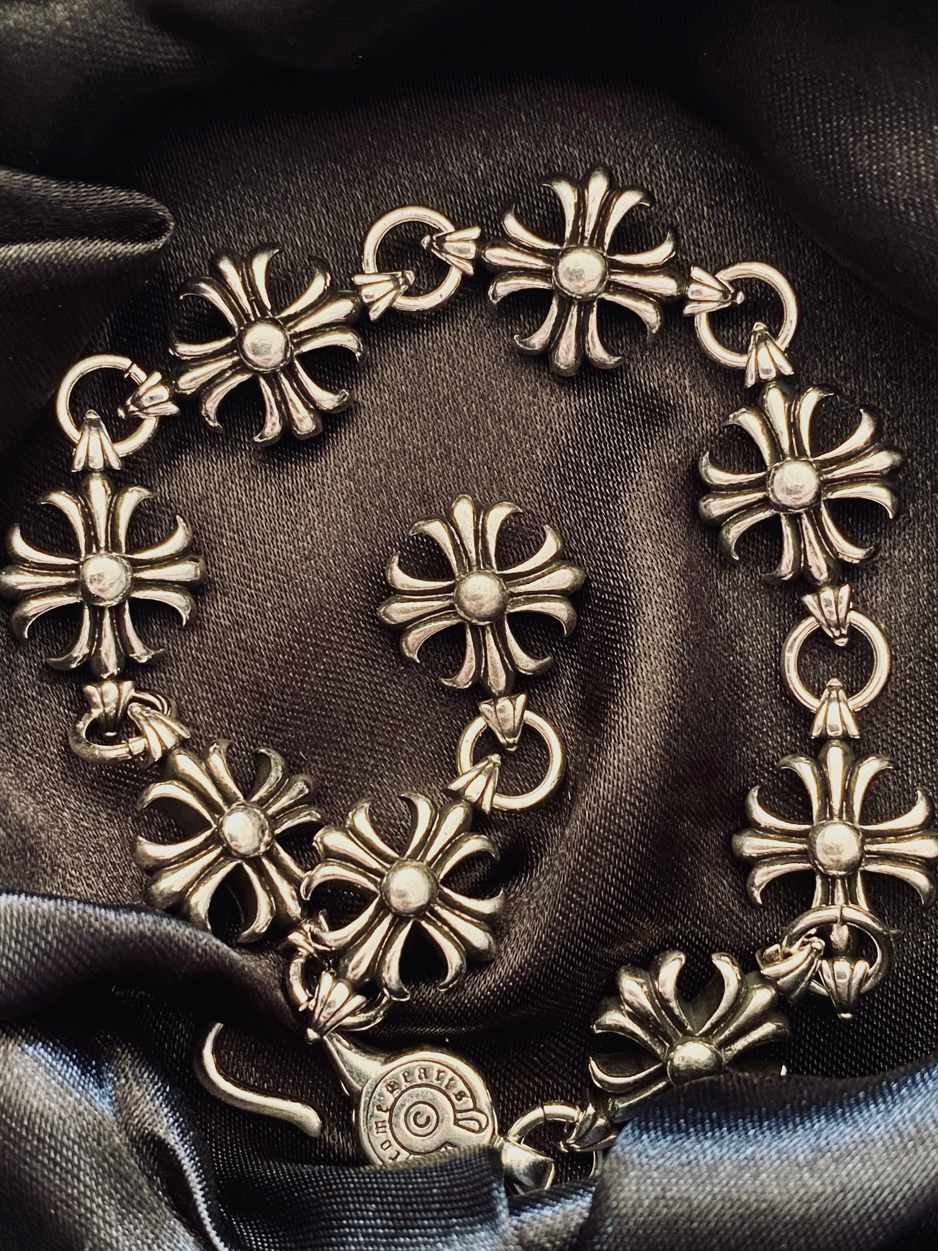 GOTHIC CROSS BRACELET