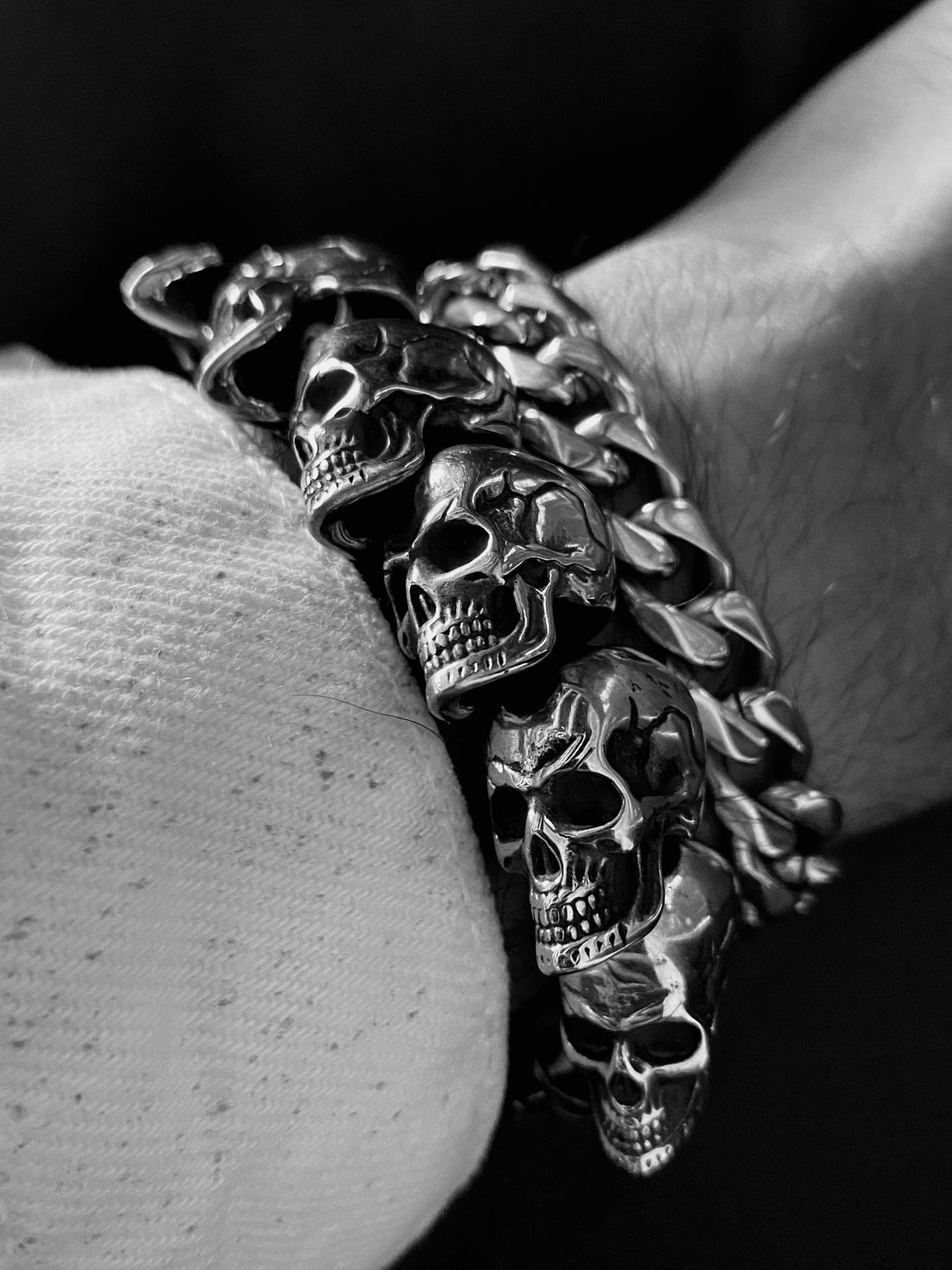 SPIRAL SKULLS BRACELET